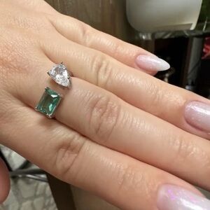 💋Emerald-Cut Green & Pear-Cut CZ Open Adjustable Silver plated ring